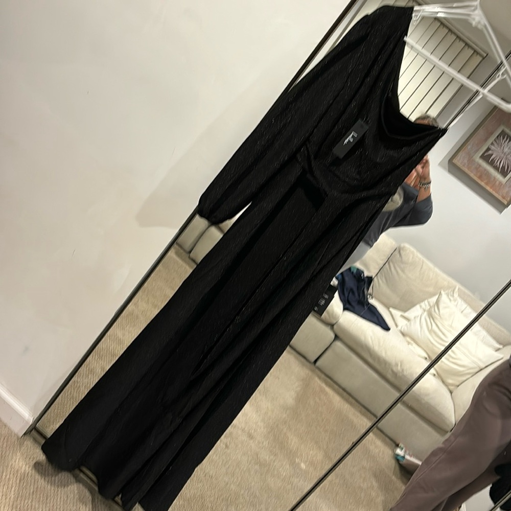 lulu's long shimmery gown one sleeve.  size xl never worn.